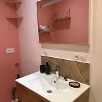 Cozy Center 3 People