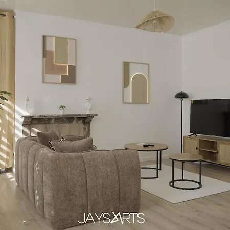 Cozy Center 3 People Apartment *