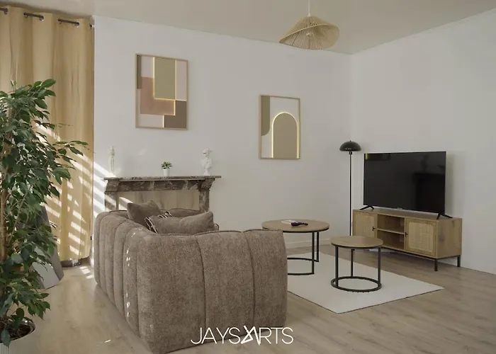 Cozy Center 3 People Apartment *